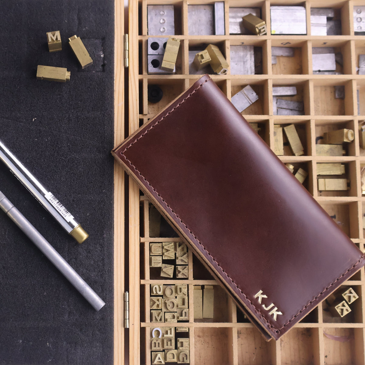 Simple Dark Brown Checkbook