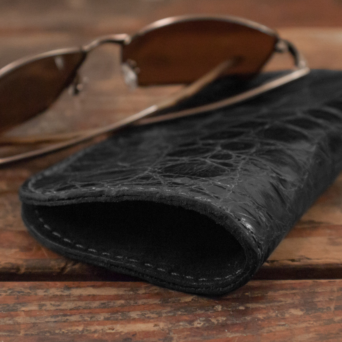Alligator Matte Black Glasses Case