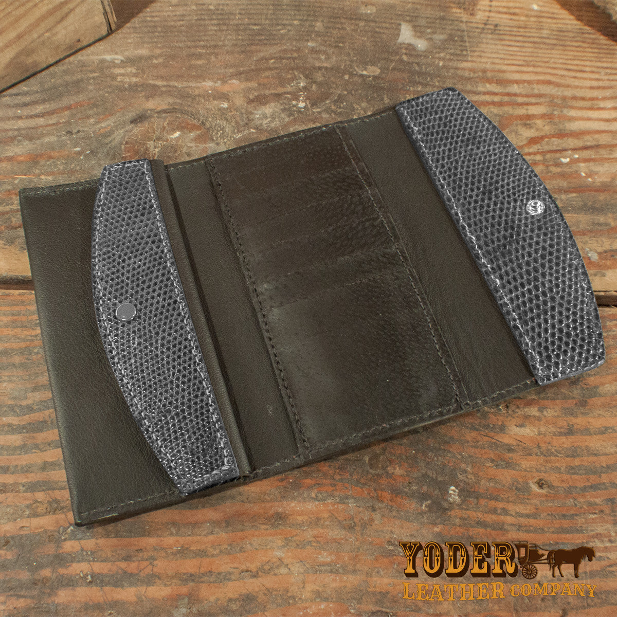 Women's Lizard Gray Clutch