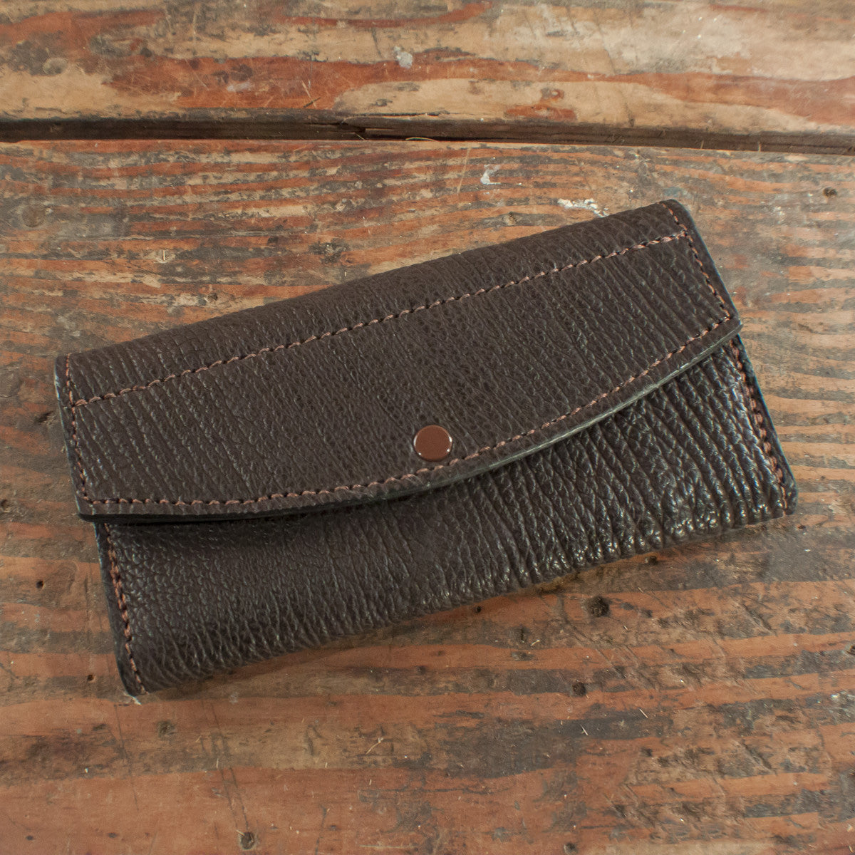 Women's Shark Brown Clutch