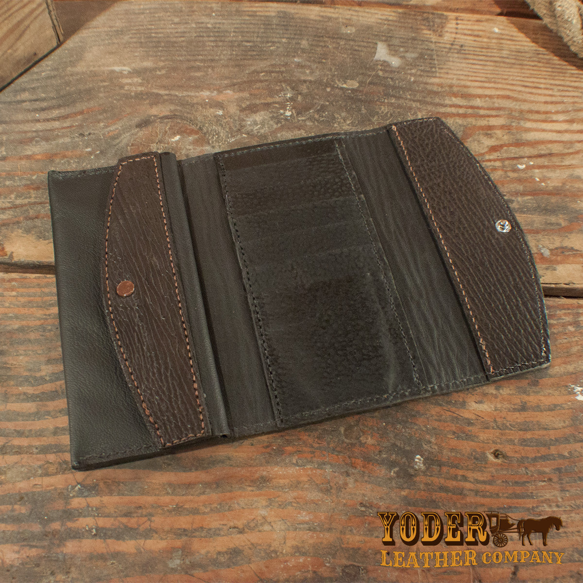 Women's Shark Brown Clutch